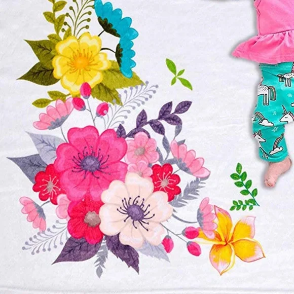 Luxurious floral milestone baby blanket - Picture 3 of 8